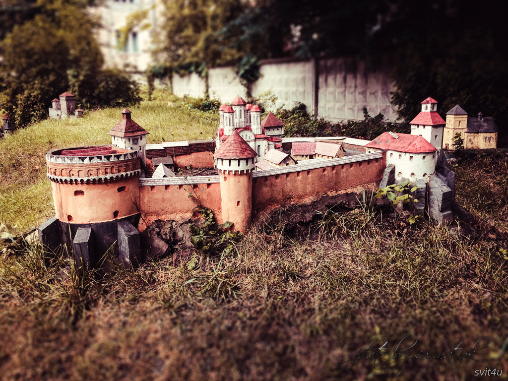 Парк мініатюр замків та оборонних споруд давньої України
