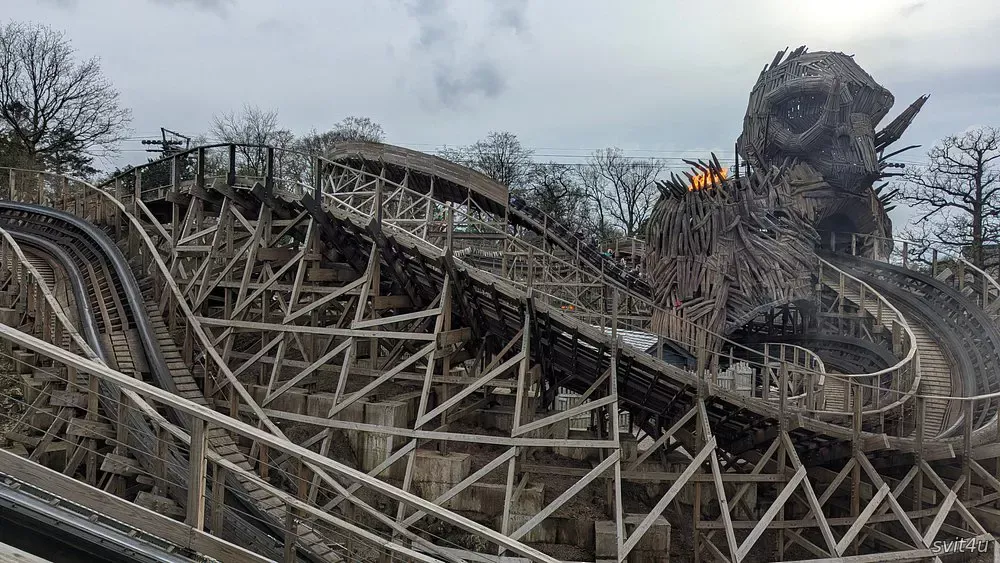 Парк Алтон Тауерс. Стаффордшир